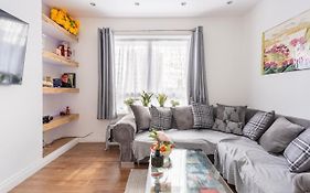 Fresh Apartment & Parking